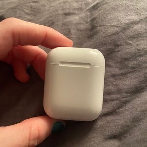 Apple Airpods USED